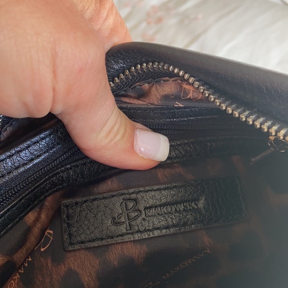 B.Makowsky Crossbody bag- Black - Picture 10 of 13